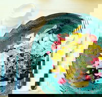 Ben Coffee and Kitchen - Go Out