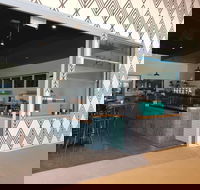 Elephant Grounds Cafe - Pubs and Clubs