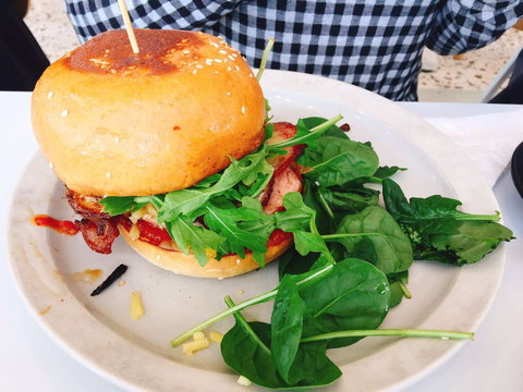 Hummingbird Busselton - Go Out 0