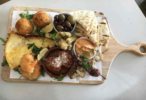 Montano's Patisserie Cafe - Go Out 0