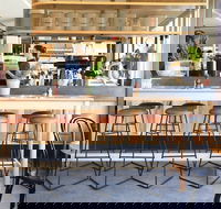 Park St. Dining - Pubs and Clubs