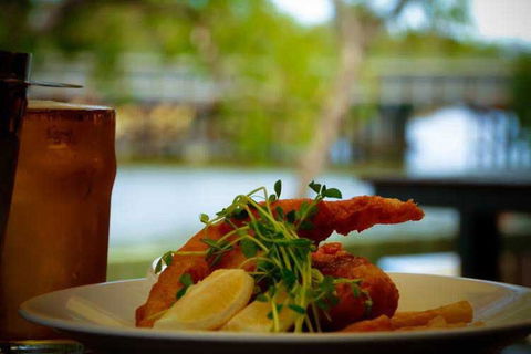 Ravenswood Hotel - Pubs and Clubs 0