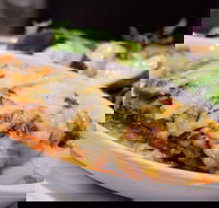 Rene's - Pubs and Clubs