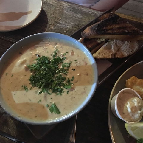 Hamiltons Oysters - Go Out 0