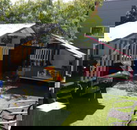 Il Giardino Cafe - Pubs and Clubs