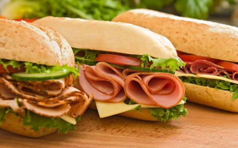 Subway - Varsity Lakes - Pubs and Clubs 0