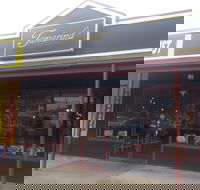 Tamarind 8 - Pubs and Clubs