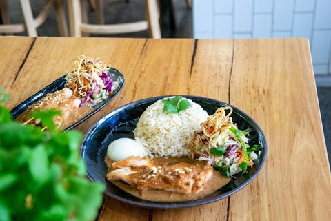 Warragul Thai - Go Out 0
