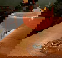 George's Bar - Pubs and Clubs