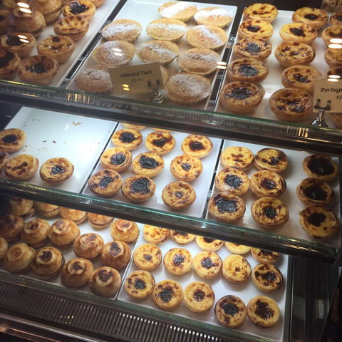 Lisbon Love Patisserie - Go Out 0