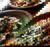 Love Madre - Pubs and Clubs