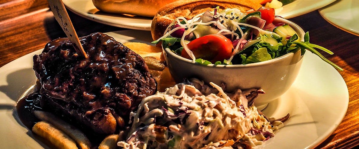 Newtown QLD Pubs and Clubs