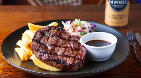 Pineapple Hotel - Park Bar - Go Out 0