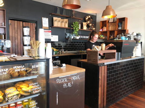 The Rogue & Rascal - Go Out 1