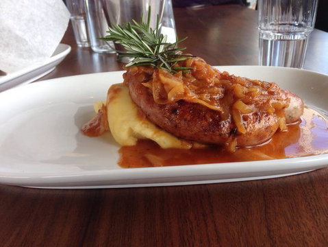 Due South - Pubs and Clubs 0