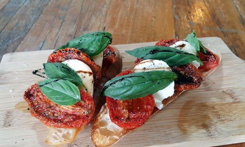 The Lithgow Tin Shed - Go Out 5