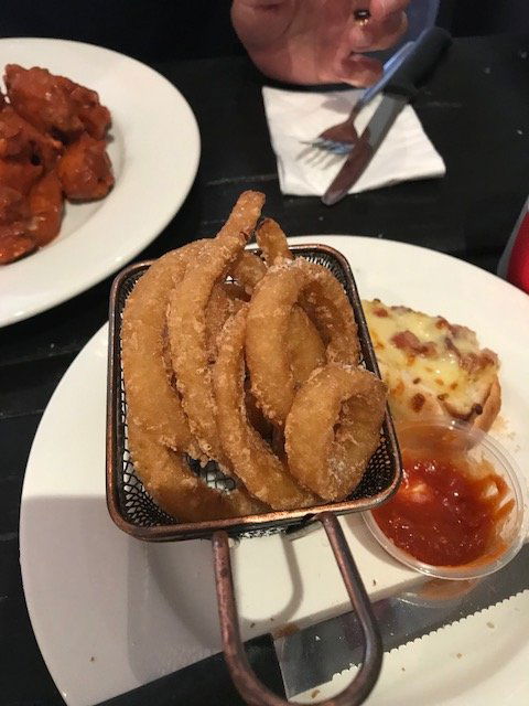 Three Little Pigs Tavern - Go Out 3
