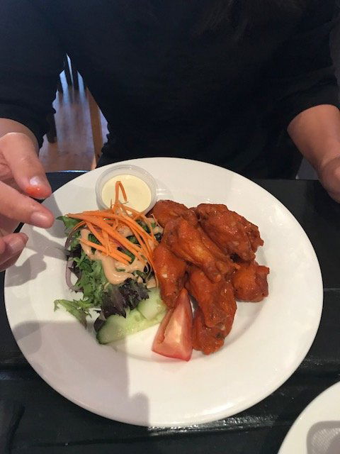 Three Little Pigs Tavern - Go Out 4