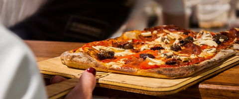 3 GRAINS- Roman Artisan Pizza - Pubs and Clubs 0
