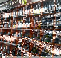 Cowra Visitor Information Centre Wine Selection - Pubs and Clubs