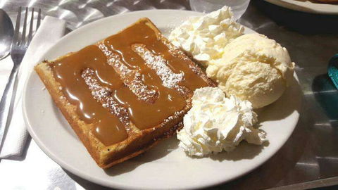 Mumma's Eats 'n' Sweets - Go Out 0