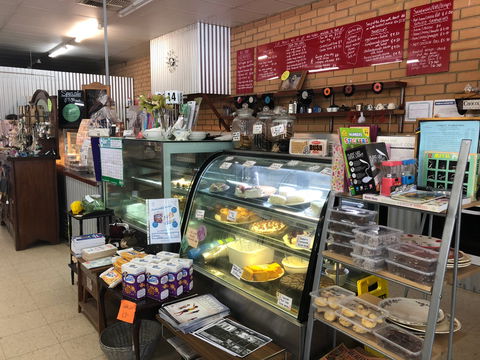 Wallaroo Treasures And Treats Cafe - Go Out 1