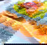 Bach Dang Vietnamese - Go Out