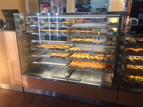 Banjo's Bakery Cafe - Go Out 0