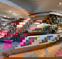 SJ's Bistro - Pubs and Clubs