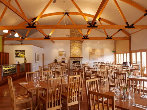 Tahbilk Cafe - Pubs and Clubs 1