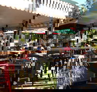 Cafe Clunes - Go Out