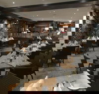 Etna Trattoria Pizza - Pubs and Clubs