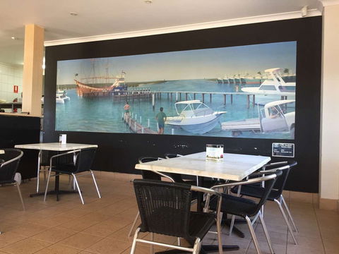 Harbourside Cafe Restaurant - Go Out 0