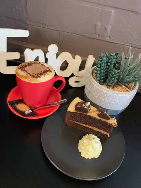 Helen's Coffee Lounge - Go Out 0