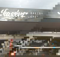 Crackerz Bakery - Go Out