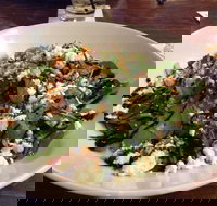 Gumdale Tavern - Go Out