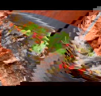 Khao Thip - Pubs and Clubs