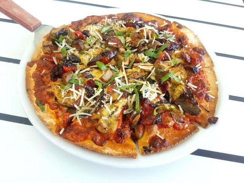 Manta Ray - Pubs and Clubs 0