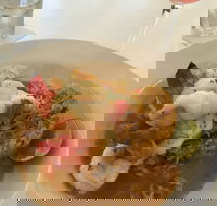 Neptune's - Pubs and Clubs