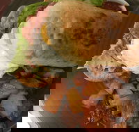 Rosebank North - Pubs and Clubs