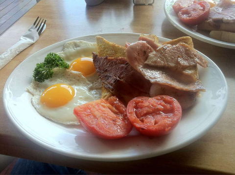 Sheridens Burger Bar Cafe - Go Out 0