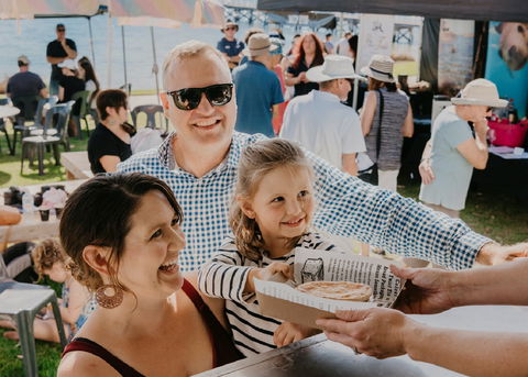 Streaky Bay Fish Fix - Pubs and Clubs 0