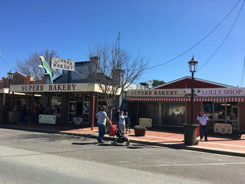 Superb Bakery And Lolly Shop - Go Out 1