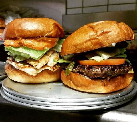 The Feedbag Burger Restaurant - Go Out 0