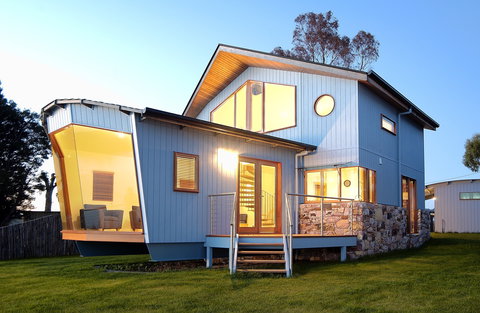 Yanni's Yiros - Go Out 0