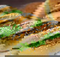 Breadtop - Indooroopilly - Pubs and Clubs