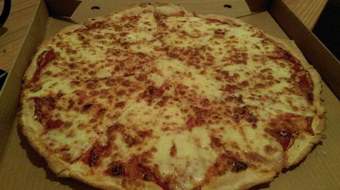 Encore Pizzeria - Footscray - Pubs and Clubs 0