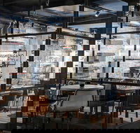 L'Americano - Pubs and Clubs