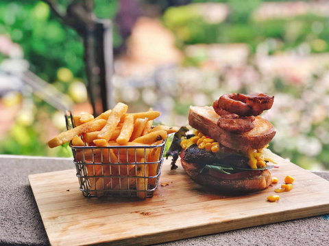 Masonmill Family Restaurant - Go Out 0