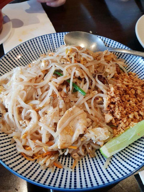 Cilantro Thai Kitchen - Go Out 0